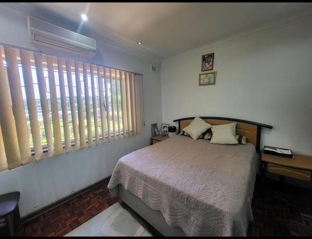 5 BEDROOM HOUSE FOR SALE IN LOTUSVILLE